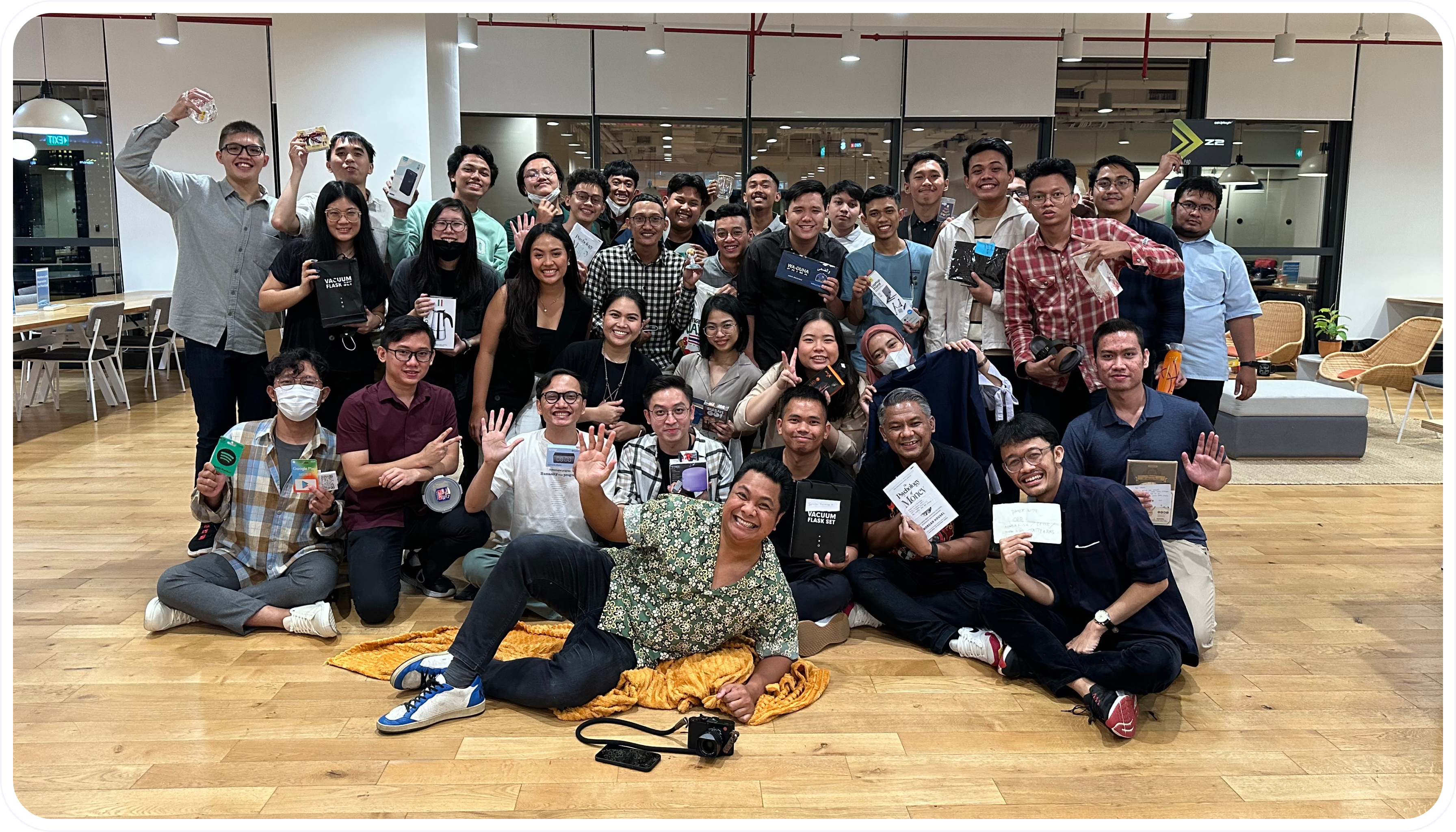 Happy5 Team Photo 1 Happy5 employees 1